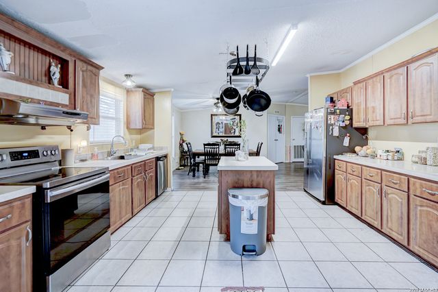 2627 Ray Lieck, San Antonio, TX 78253