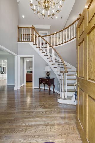 717 Jones Pkwy, Brentwood, TN 37027