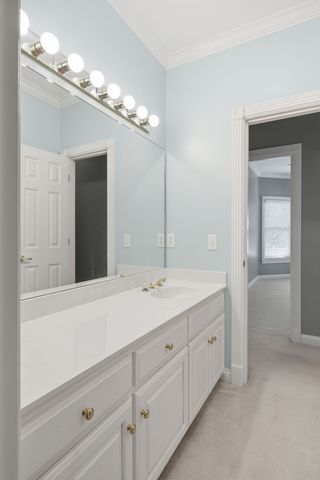 717 Jones Pkwy, Brentwood, TN 37027