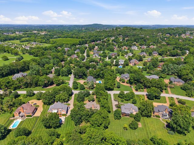 717 Jones Pkwy, Brentwood, TN 37027