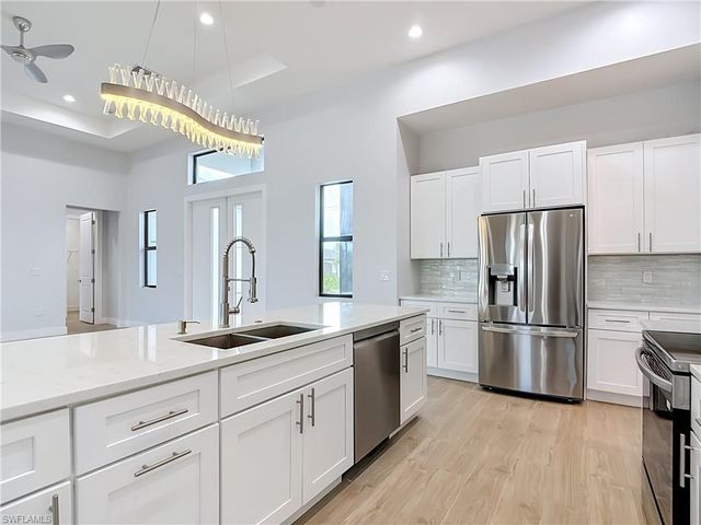 620 SW 26th ST, Cape Coral, FL 33914