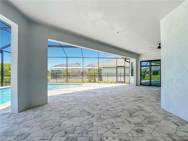 620 SW 26th ST, Cape Coral, FL 33914