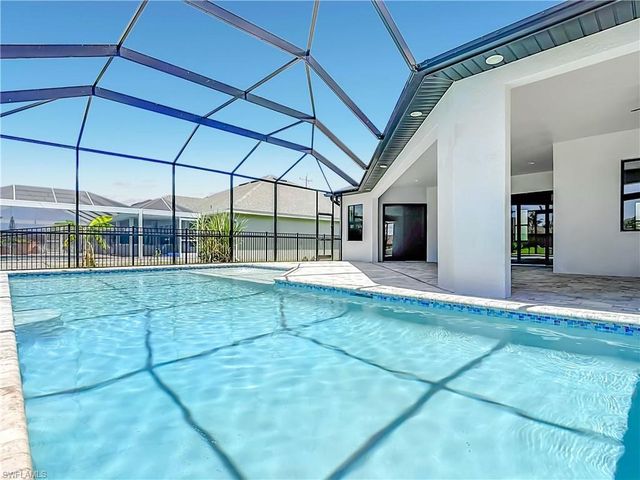 620 SW 26th ST, Cape Coral, FL 33914