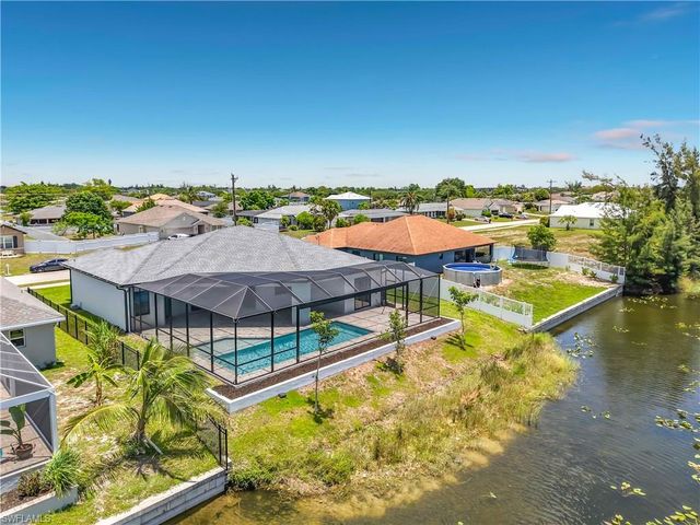 620 SW 26th ST, Cape Coral, FL 33914