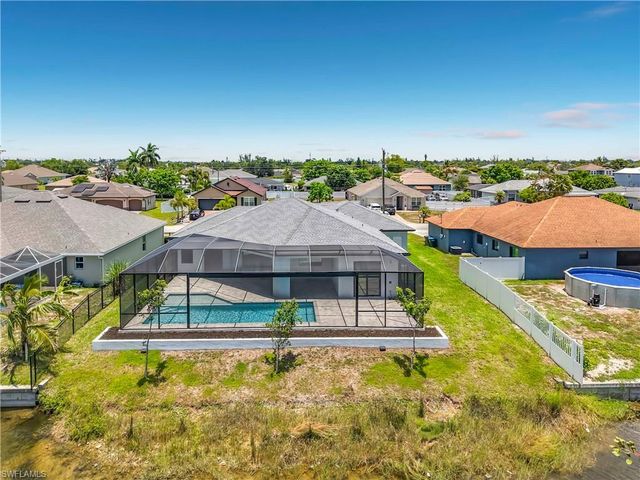 620 SW 26th ST, Cape Coral, FL 33914