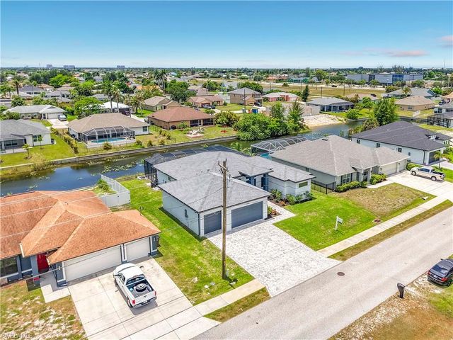 620 SW 26th ST, Cape Coral, FL 33914