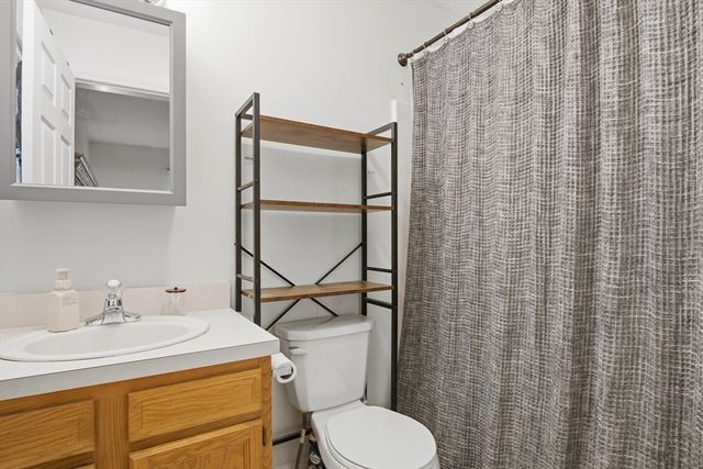 51 Notch Rd, North Adams, MA 01247