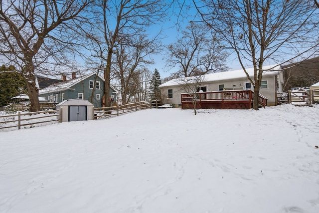 51 Notch Rd, North Adams, MA 01247