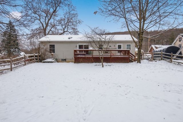 51 Notch Rd, North Adams, MA 01247