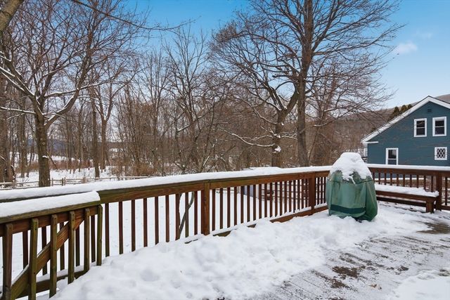 51 Notch Rd, North Adams, MA 01247