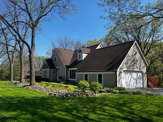 6409 Ojibwa Lane, Mchenry, IL 60050