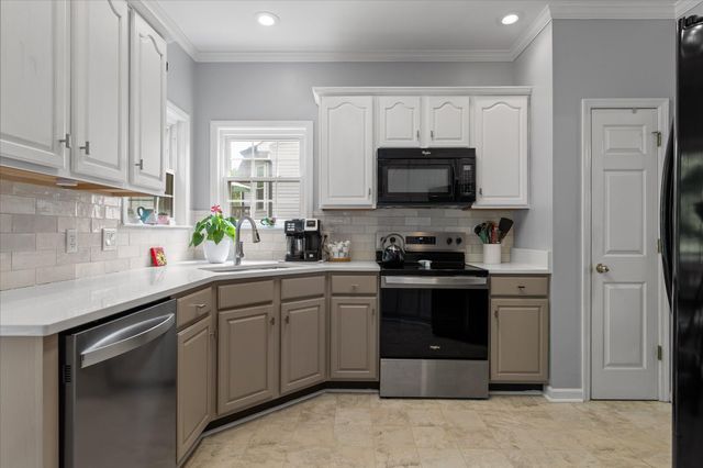 9922 Brently Estates Drive, Chattanooga, TN 37421