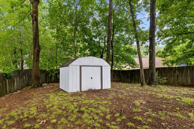 9922 Brently Estates Drive, Chattanooga, TN 37421