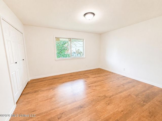 2421 Regency Drive, Biloxi, MS 39532