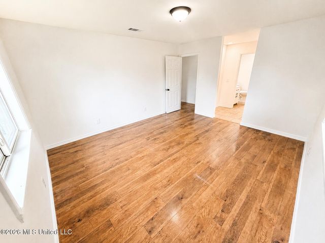 2421 Regency Drive, Biloxi, MS 39532