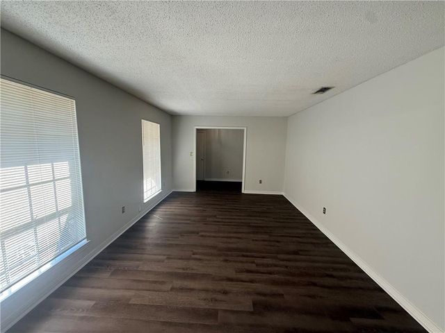 1513 Deerwood Drive E, Mobile, AL 36618