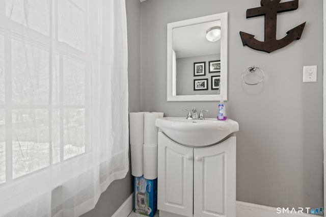 5 Wall Street, Middletown, CT 06457