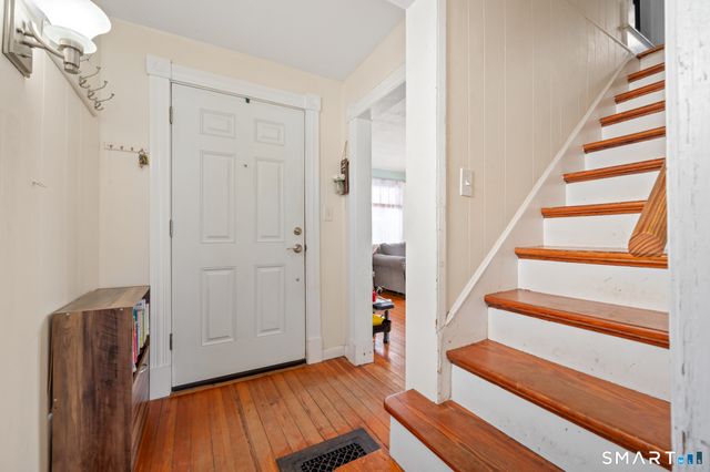 5 Wall Street, Middletown, CT 06457