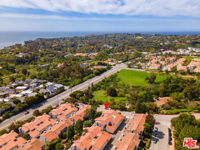 28288 Rey De Copas Lane, Malibu, CA 90265
