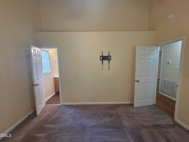 116 Cliffdale Road, Holly Springs, NC 27540