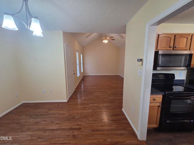 116 Cliffdale Road, Holly Springs, NC 27540