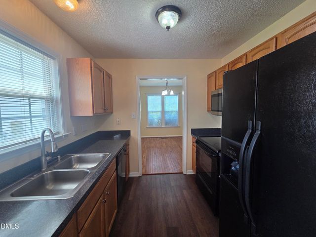 116 Cliffdale Road, Holly Springs, NC 27540