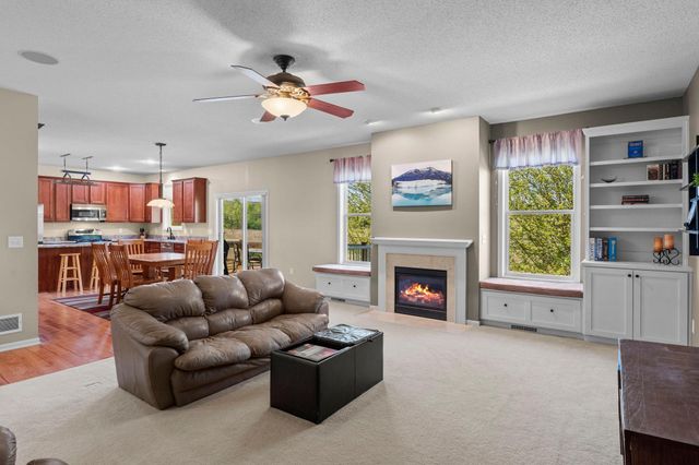 1828 Fescue Circle, Shakopee, MN 55379