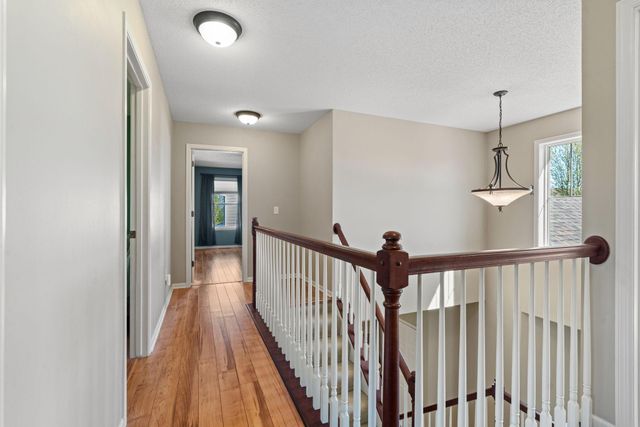 1828 Fescue Circle, Shakopee, MN 55379