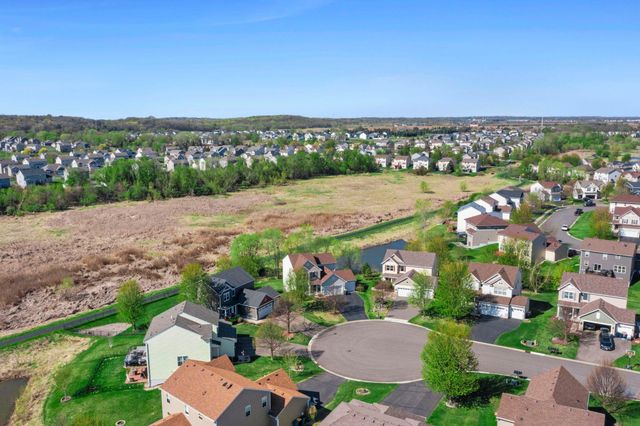 1828 Fescue Circle, Shakopee, MN 55379