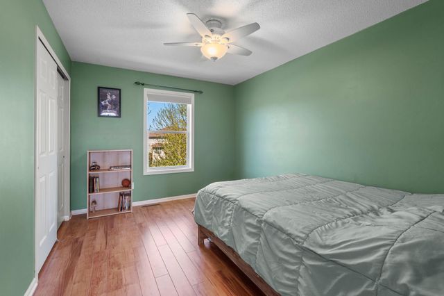 1828 Fescue Circle, Shakopee, MN 55379