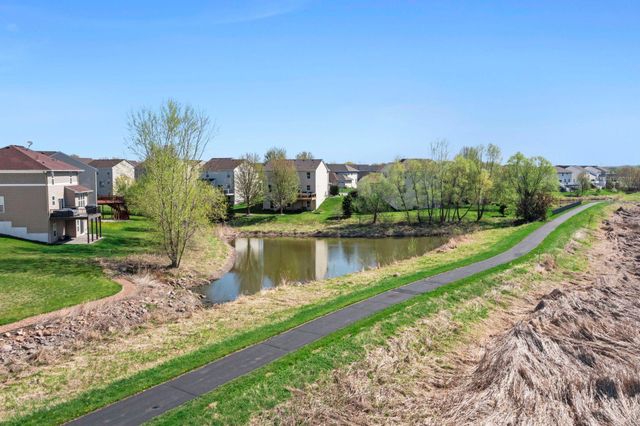 1828 Fescue Circle, Shakopee, MN 55379