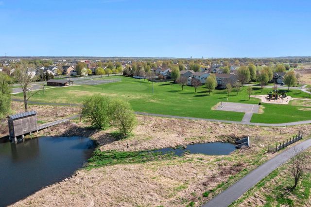 1828 Fescue Circle, Shakopee, MN 55379