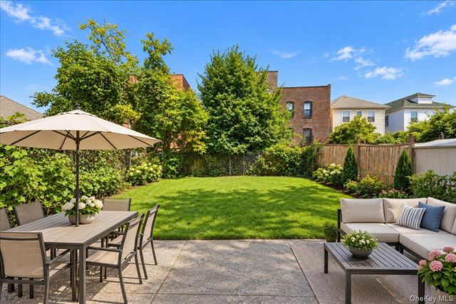 1850 Radcliff Avenue, Bronx, NY 10462