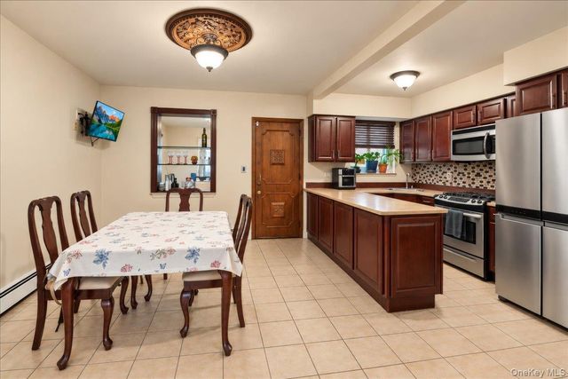 1850 Radcliff Avenue, Bronx, NY 10462