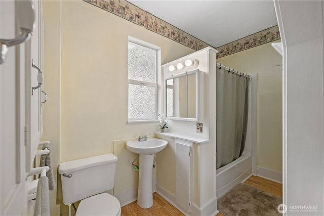 1705 Hoyt Avenue, Everett, WA 98201