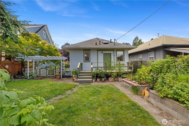 1705 Hoyt Avenue, Everett, WA 98201