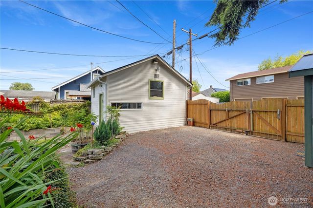 1705 Hoyt Avenue, Everett, WA 98201