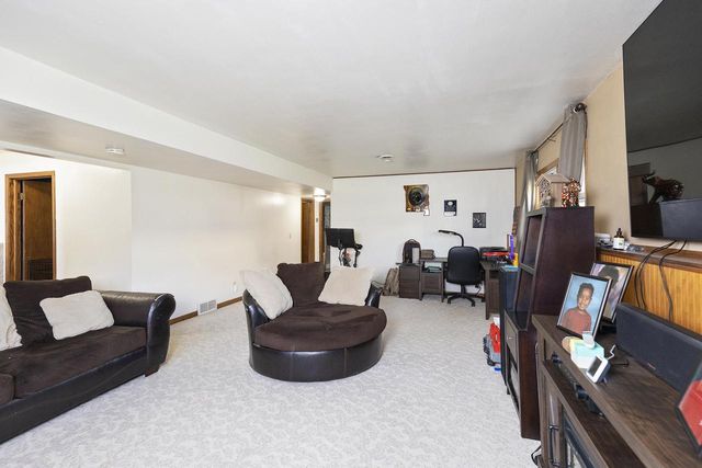 1113 Laurie DRIVE, Fort Atkinson, WI 53538