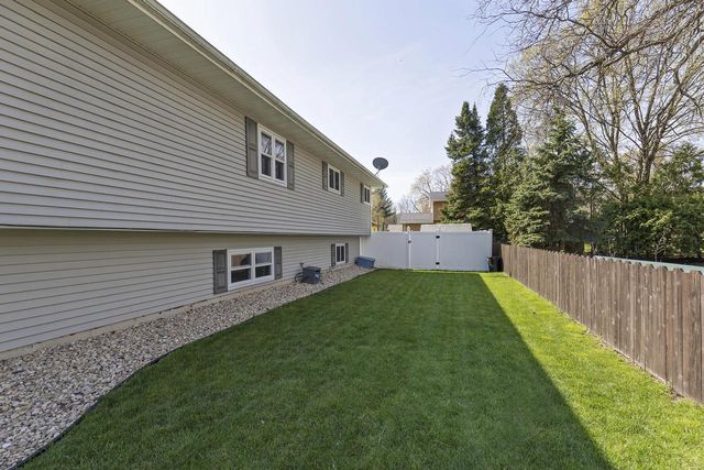 1113 Laurie DRIVE, Fort Atkinson, WI 53538