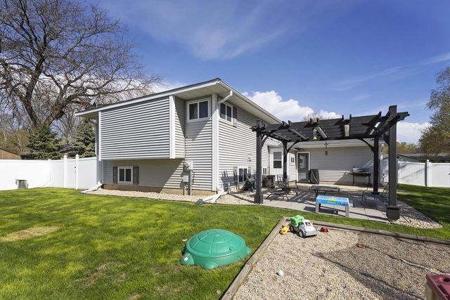 1113 Laurie DRIVE, Fort Atkinson, WI 53538