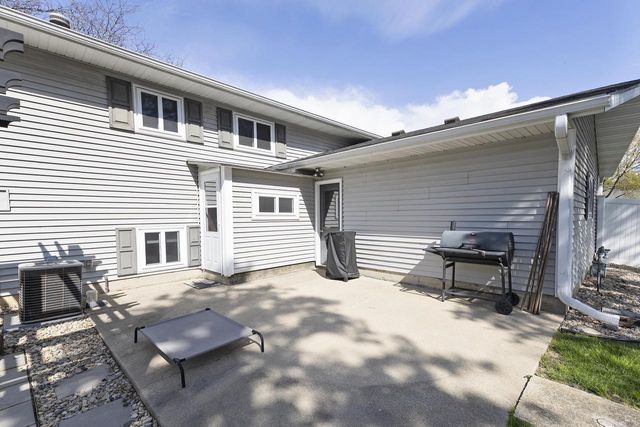 1113 Laurie DRIVE, Fort Atkinson, WI 53538
