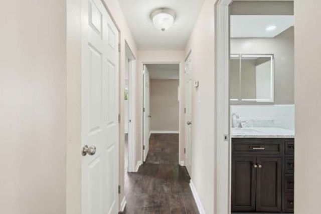 1735 Rebecca St, New Kensington, PA 15068