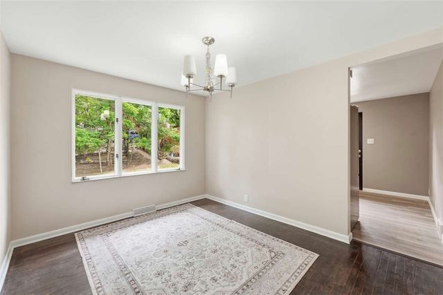 1735 Rebecca St, New Kensington, PA 15068