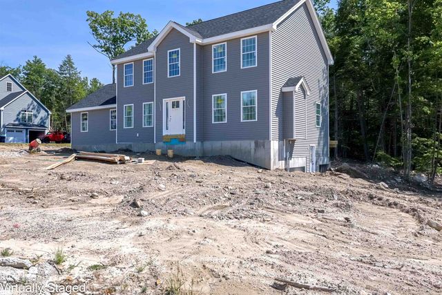 8 Blaisdell Court, Raymond, NH 03077
