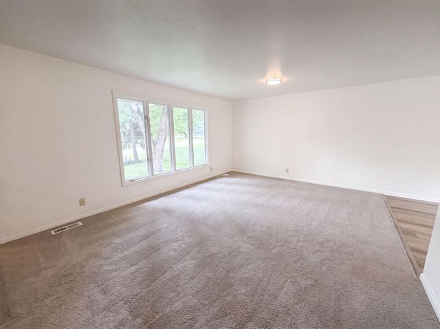 12530 30th Avenue N, Plymouth, MN 55441