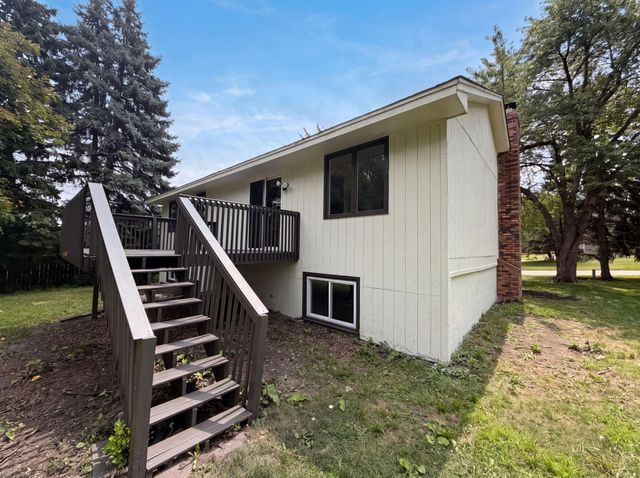 12530 30th Avenue N, Plymouth, MN 55441
