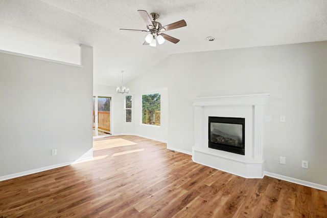 5102 N Blackhawk St, Wichita, KS 67219