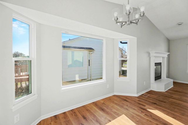 5102 N Blackhawk St, Wichita, KS 67219