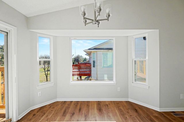 5102 N Blackhawk St, Wichita, KS 67219
