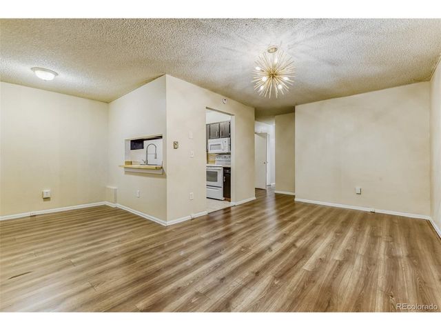 5873 S Prince St 113C, Littleton, CO 80120